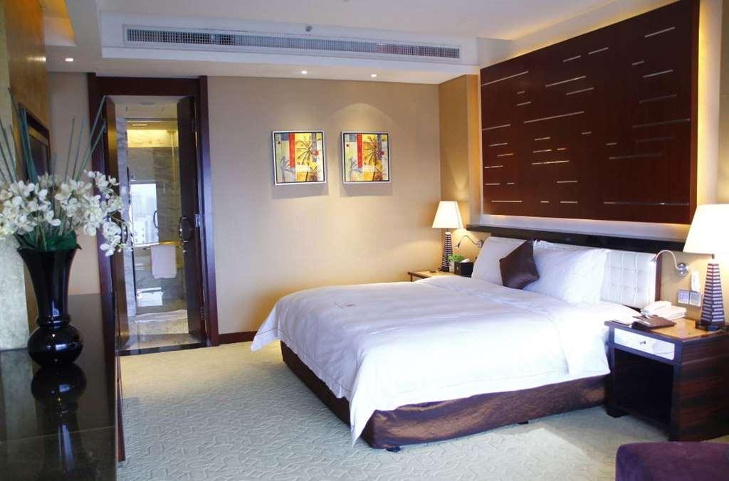 דונגגואן Grand Oriental Hotel חדר תמונה