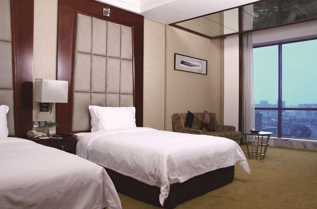 דונגגואן Grand Oriental Hotel חדר תמונה