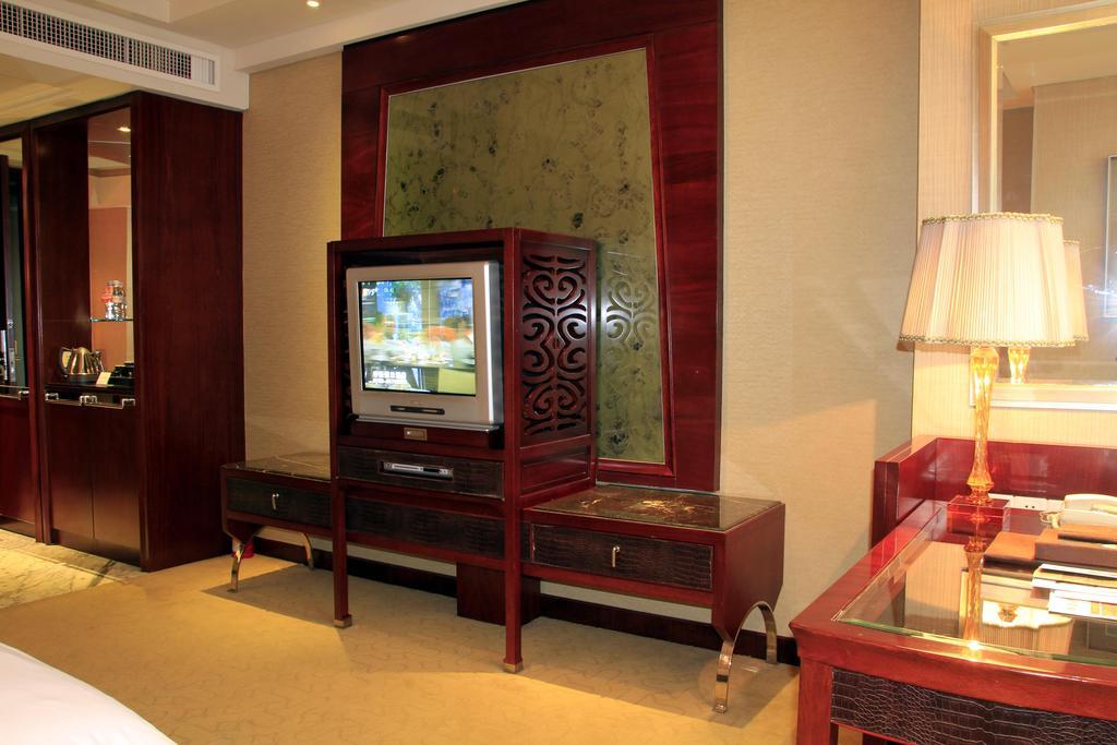 דונגגואן Grand Oriental Hotel מראה חיצוני תמונה