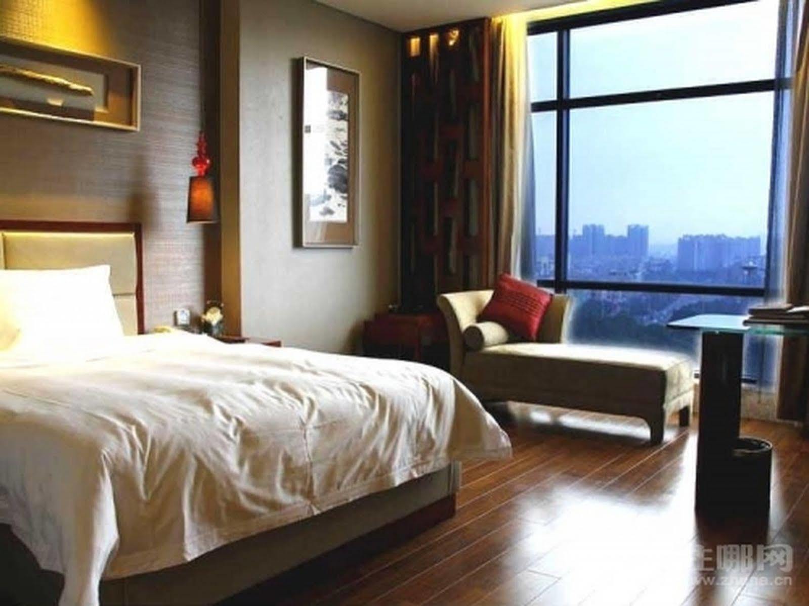דונגגואן Grand Oriental Hotel מראה חיצוני תמונה